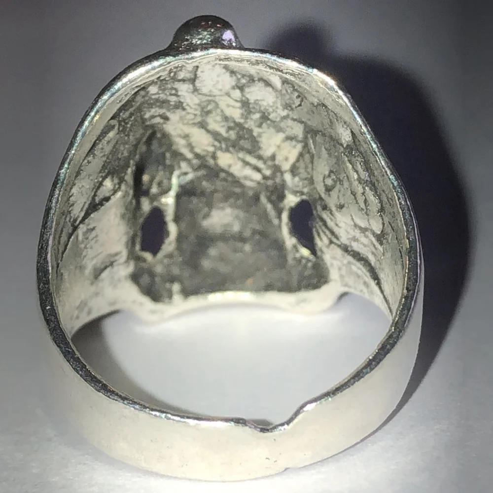 Size 8 Silver Tone Mens Skull Biker Bikercore Ring